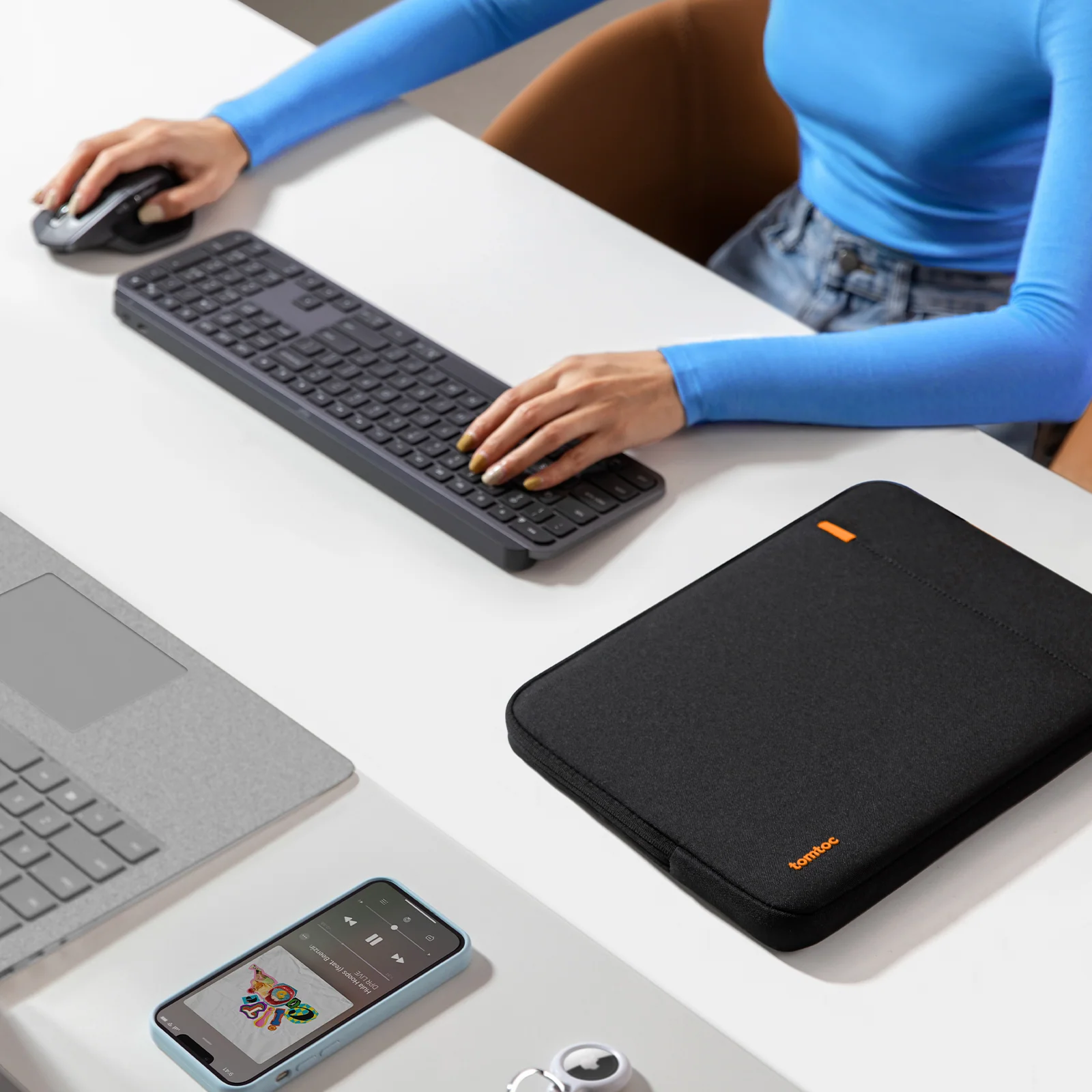Defender-A13 Laptop Sleeve for 13.5-14.4 inch Laptop - Image 26