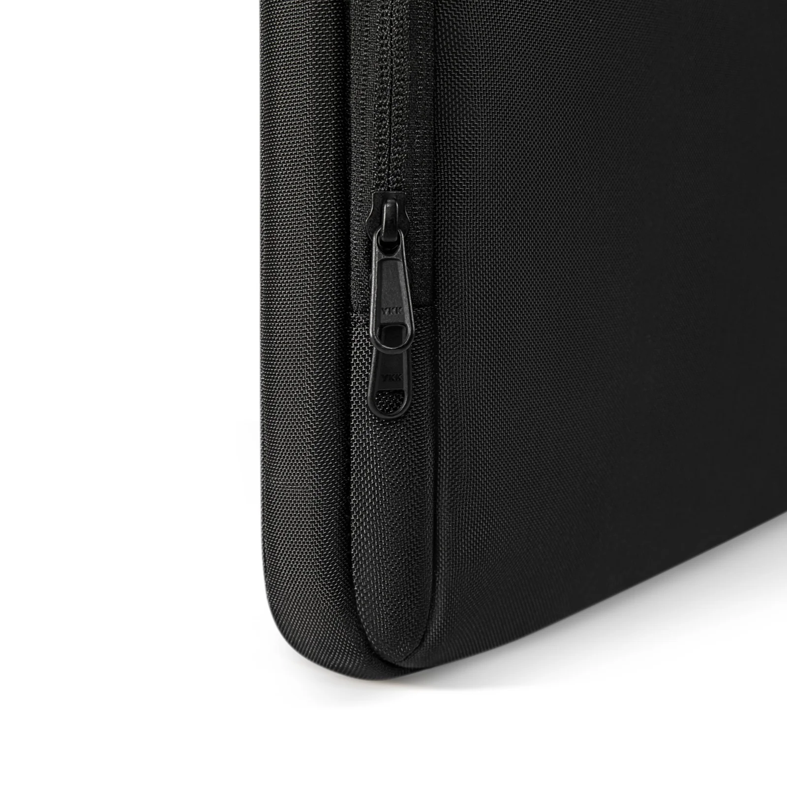 Defender-A40 Laptop Shoulder Bag for 14 inch MacBook Pro - Image 10