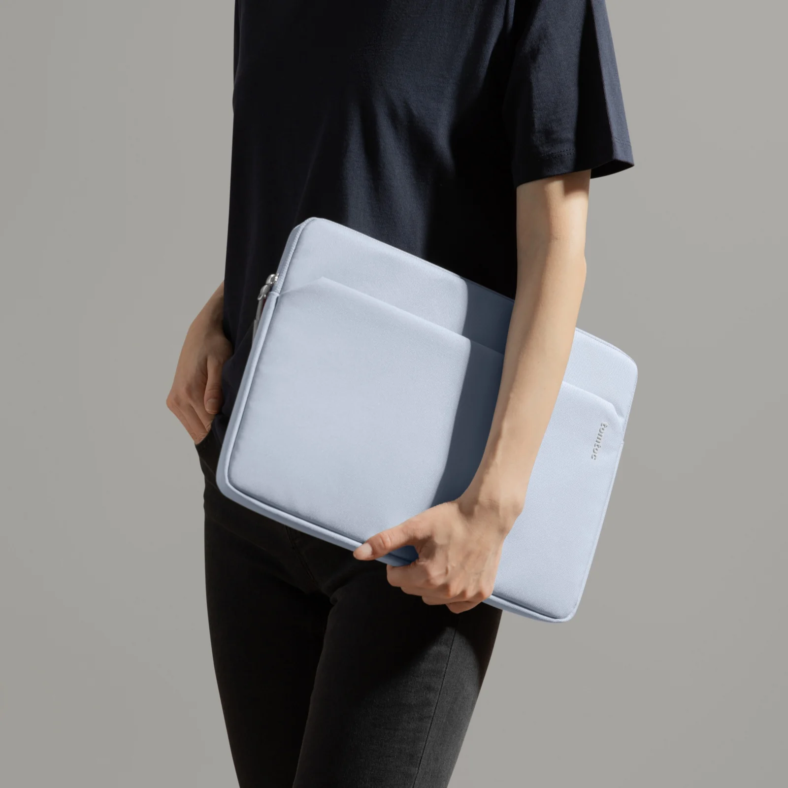 Light-A18 Laptop Sleeve for 14 inch MacBook Pro - Image 69