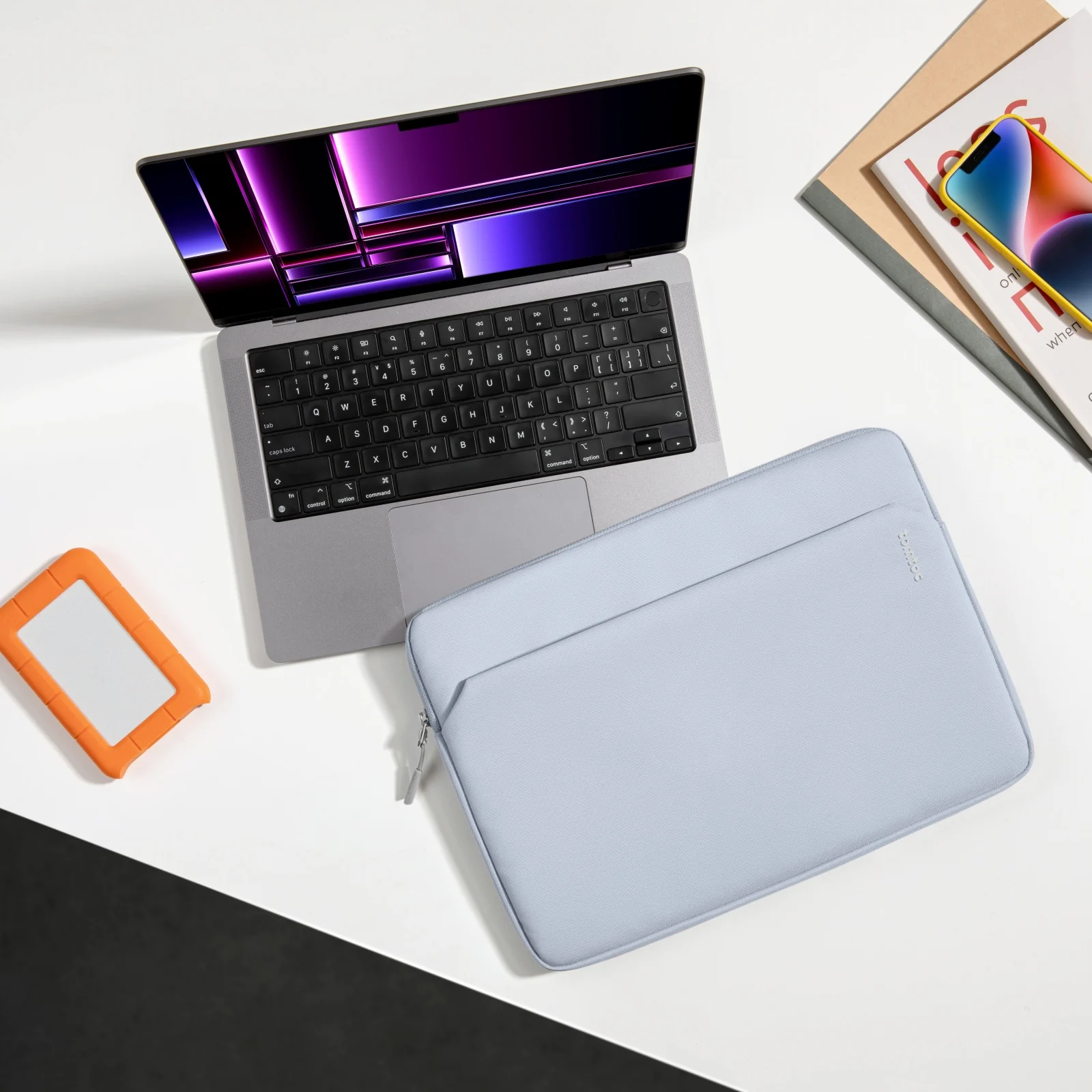 Light-A18 Laptop Sleeve for 14 inch MacBook Pro - Image 68