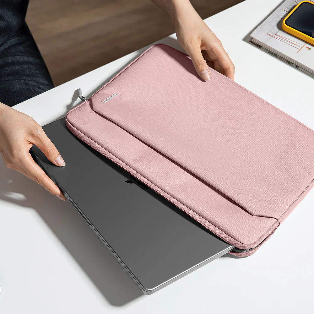 Light-A18 Laptop Sleeve for 14 inch MacBook Pro - Image 55