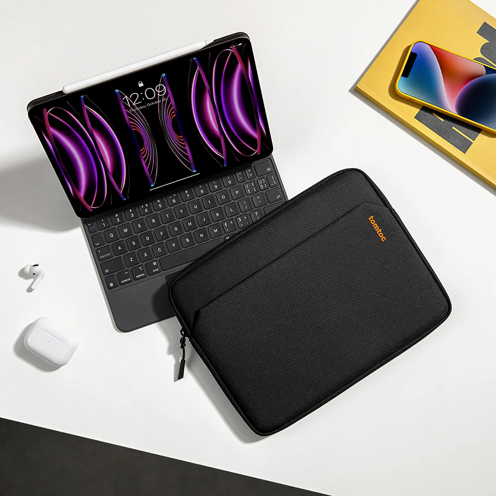 Light-B18 Tablet Sleeve for 13 inch iPad Air/Pro - Image 69