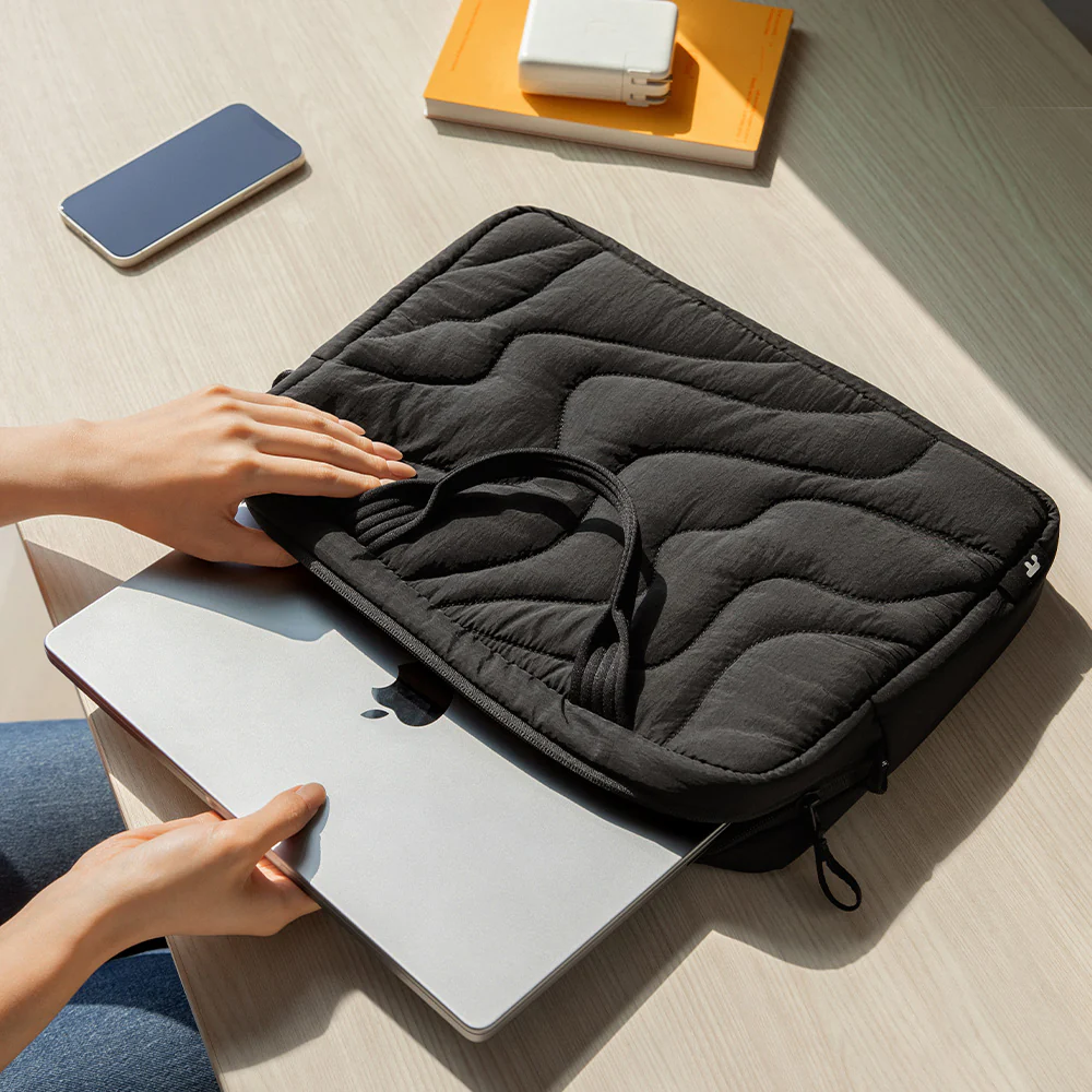 Terra-A28 Puffy Laptop Carrying Bag for 15-16 inch Laptop - Image 12